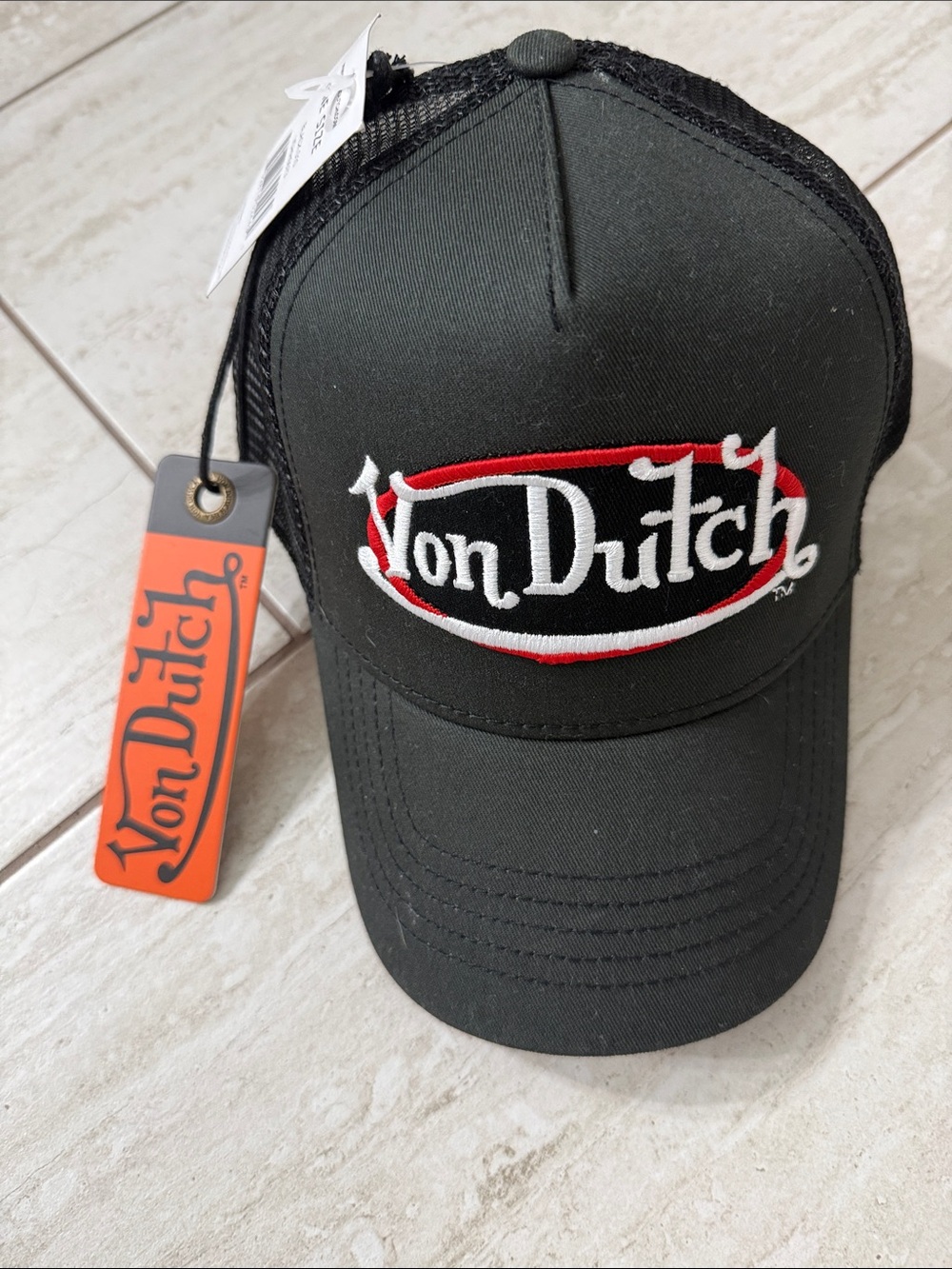 Von Dutch Black Cap with Red & White Embroidered Logo..nwt .. authentic